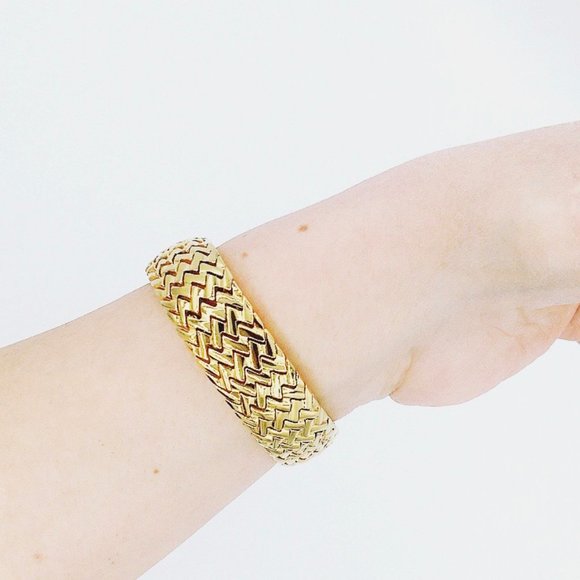 KJL golden herringbone bracelet - Picture 3 of 6